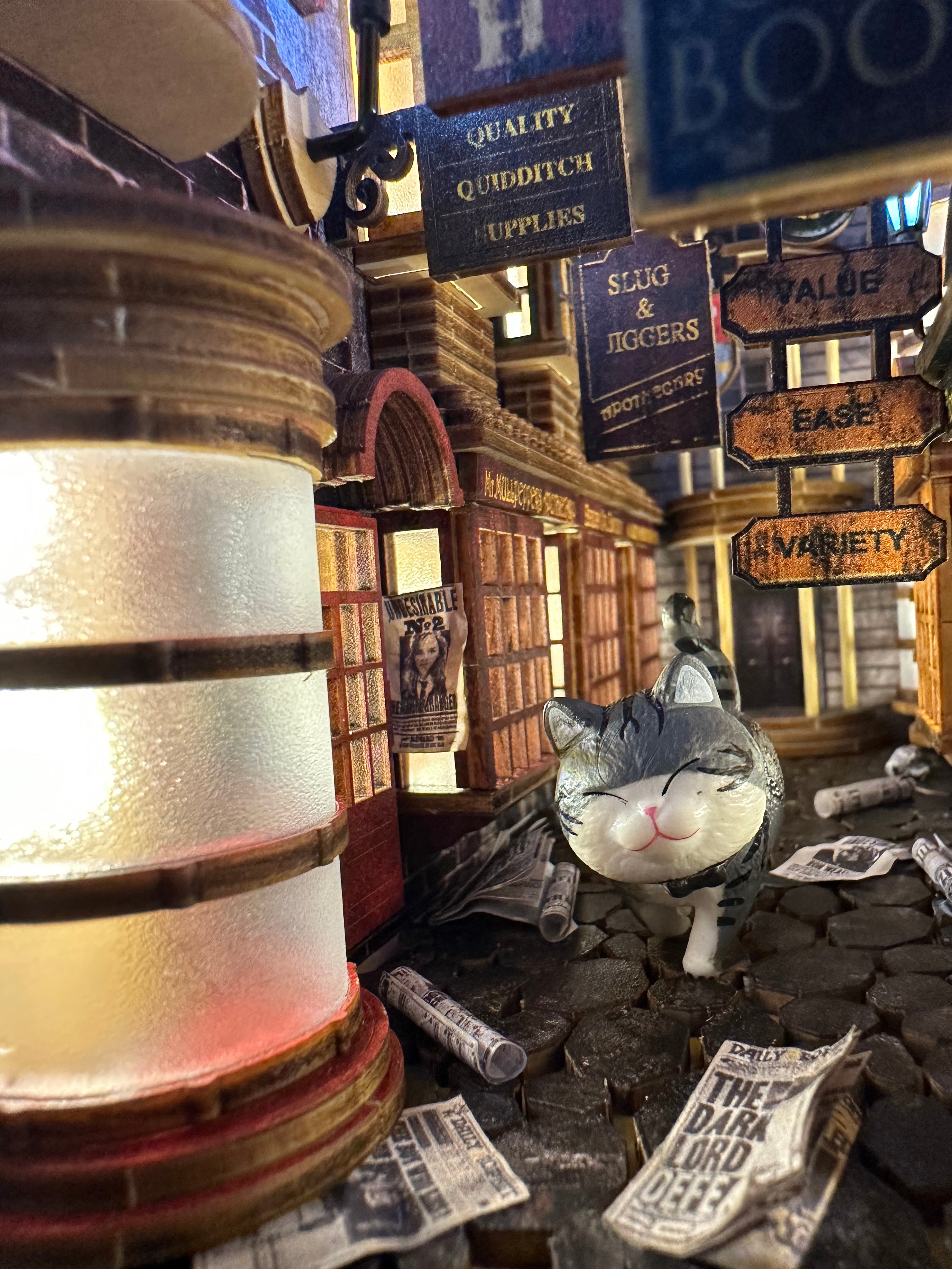 Diagon Alley Pre-Colored Book Nook | LKWood