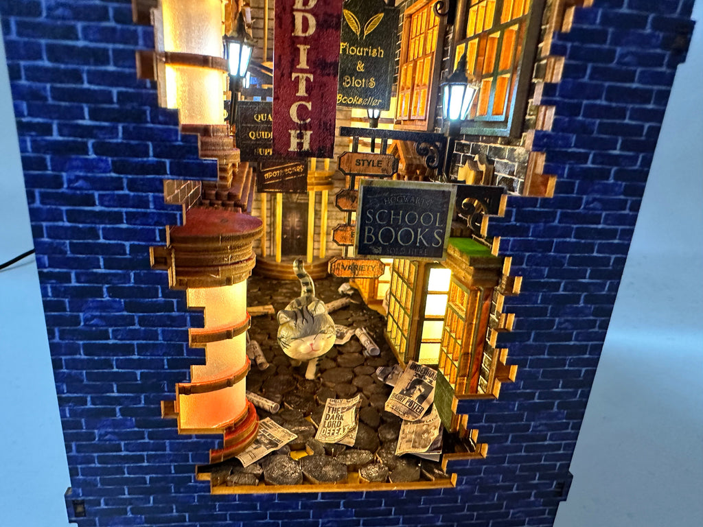 Diagon Alley Pre-Colored Book Nook | LKWood