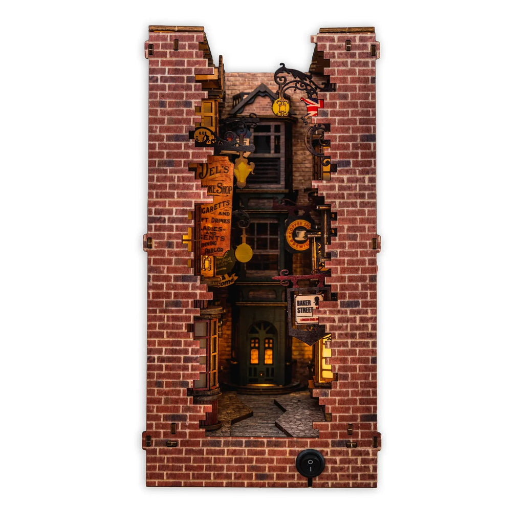 London's Old Town Book Nook | LKWood