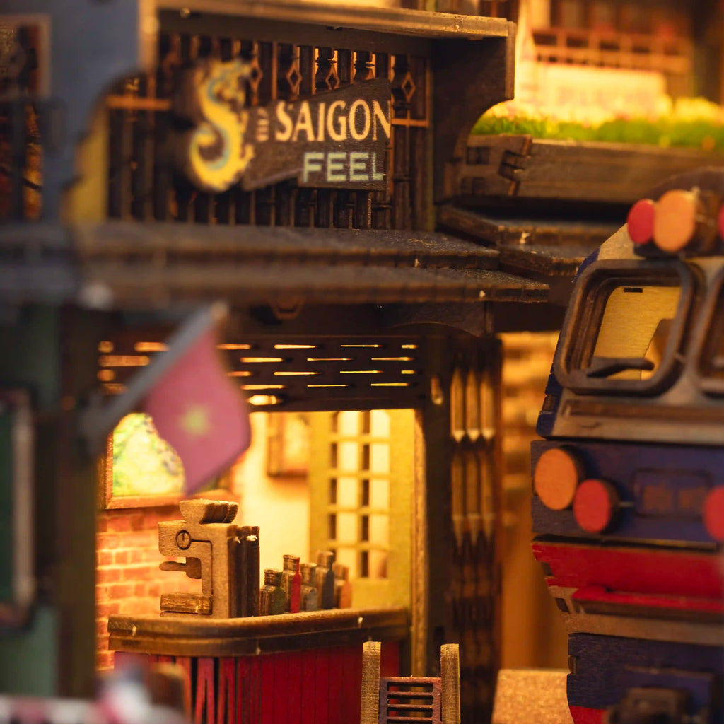 Hanoi Train Street Book Nook | LKWood (Pre-Order)