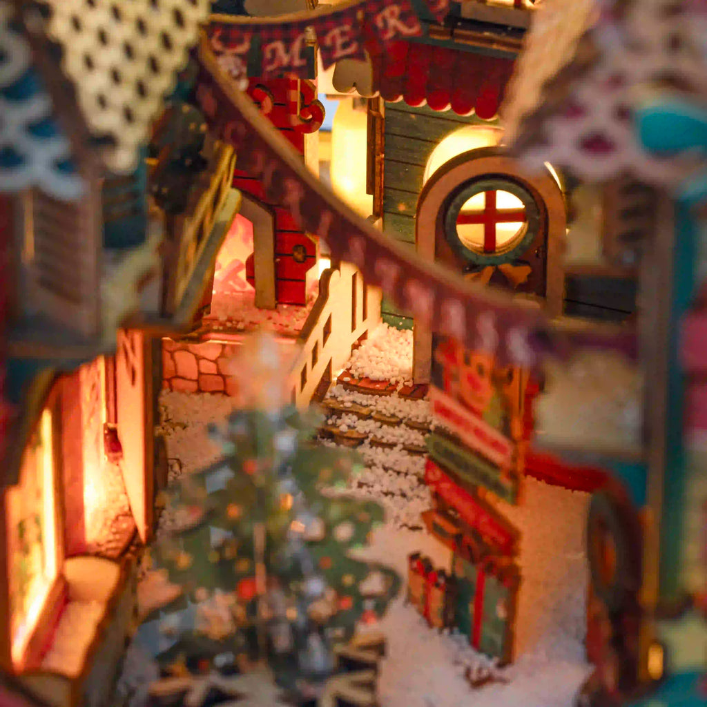 Christmas Night DIY Book Nook | LKWood (Pre-Order)